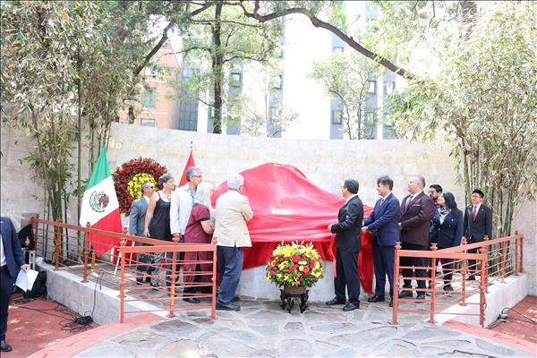 Ho Chi Minh Monument reopens in Mexico City on 136th birth anniversary