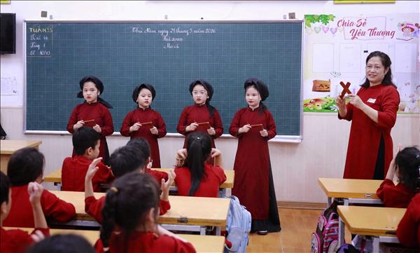 Bền bỉ gieo những “mầm Xoan”