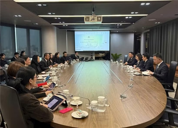 越南与泰国分享开发新金融产品经验