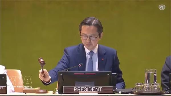 Le Vietnam marque les esprits lors de la 11e Conférence dexamen du TNP