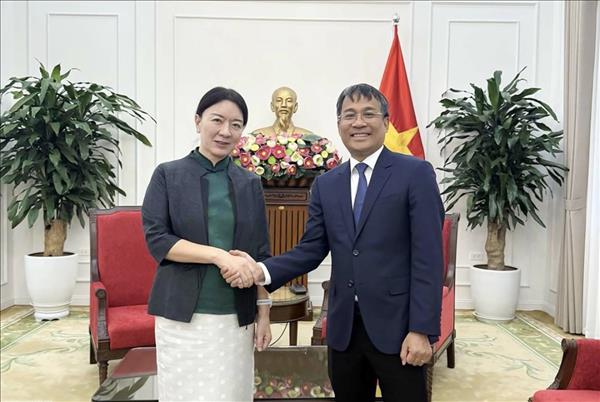 ブー外務次官　中国・広西チワン族自治区副主席と会見
