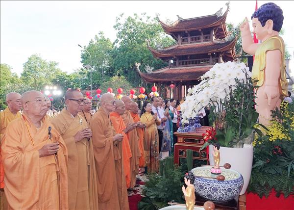 Phát huy truyền thống dân tộc tốt đẹp của Phật giáo Việt Nam
