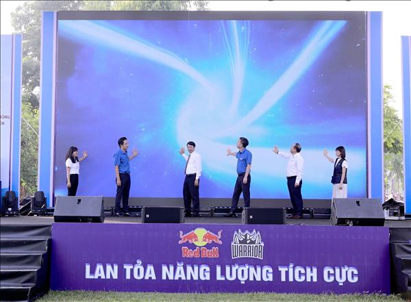 Lan tỏa năng lượng tích cực đến thanh niên công nhân