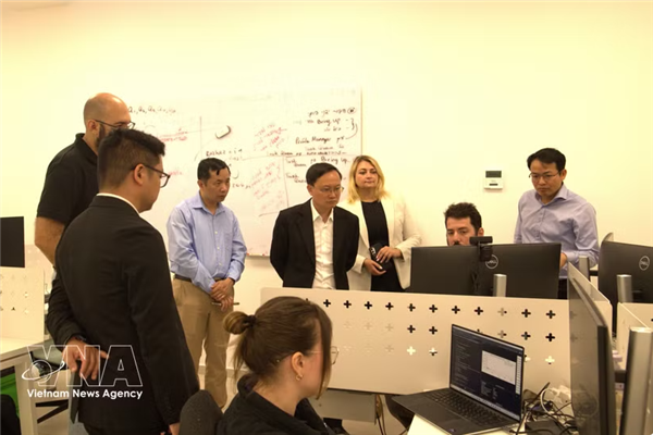 Promouvoir la coopération entre le Vietnam et Israël dans le domaine de linformatique quantique