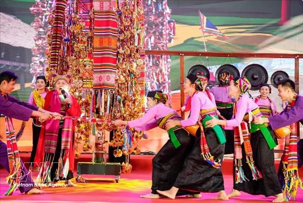 Vietnams culture development in digital era