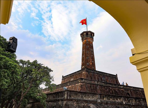   បង្គោលទង់ហាណូយ - សាក្សីប្រវត្តិសាស្ត្រ មោទនភាពរបស់រដ្ឋធានី