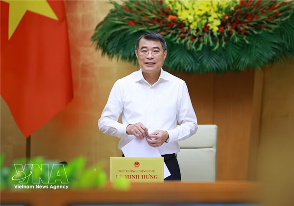 Premier vietnamita revisa situación socioeconómica en primeros cinco meses de 2026