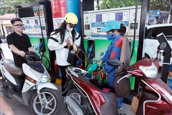 Government pledges strict oversight to ensure quality of E10 biofuel