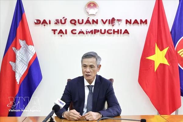 Новый импульс для углубления, повышения практической отдачи и эффективности вьетнамско-камбоджийских отношений