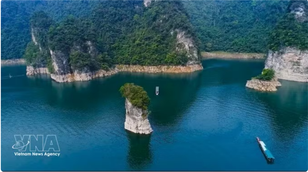 探秘宣光大山深处的陆龙湾