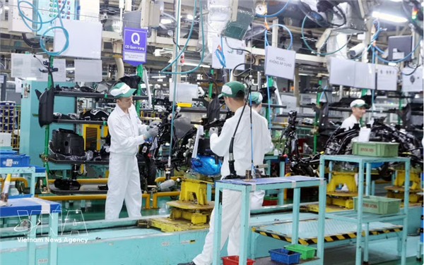 La production industrielle du Vietnam au plus haut en cinq mois depuis quatre ans