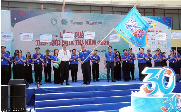 Hơn 6.000 sinh viên tình nguyện ra quân Tiếp sức mùa thi năm 2026