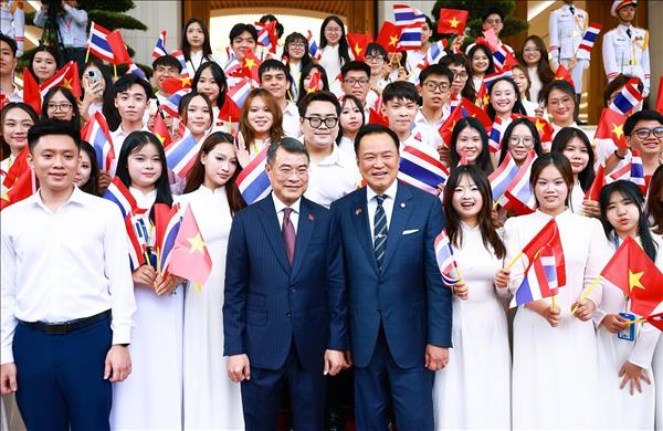Thủ tướng Lê Minh Hưng đón và hội đàm với Thủ tướng Thái Lan