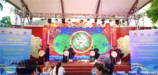 Hanoi salue les dirigeants des villes de lASEAN avec sa gastronomie et ses arts