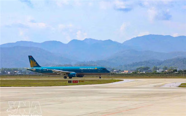 Vietnam Airlines lance les réservations en ligne à tarif préférentiel pour les voyageurs seniors