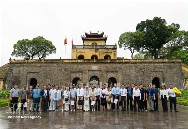 ASEAN city leaders explore Hanois heritage sites