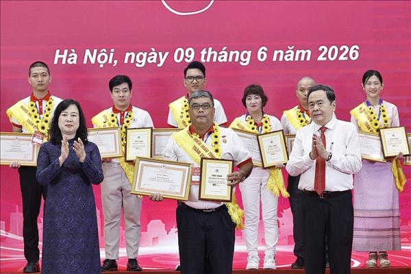 NA leader calls for long-term strategy on voluntary blood donation