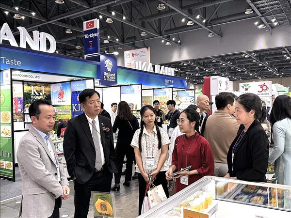 Vietnamese food products gain prominence at RoKs leading food fair