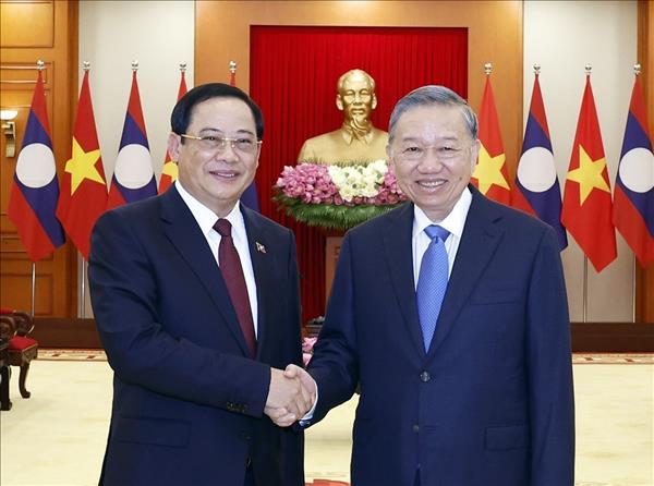 トー・ラム書記長・国家主席 ラオスとカンボジアの首相と個別会見