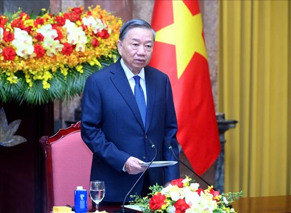 トー・ラム書記長 ASEAN未来フォーラム出席者と会見