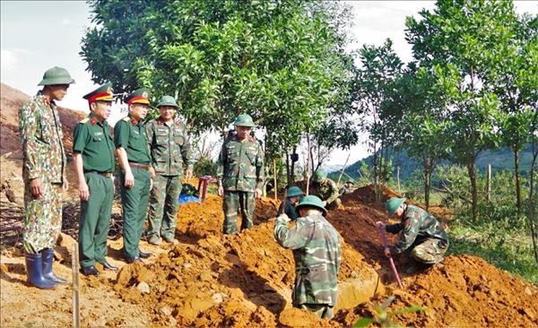 ບັ້ນ​ເຄື່ອນ​ໄຫວ​ 500 ວັນ​ ແລະ ຄືນ: ເຕົ້​າ​ໂຮມ​ອັດ​ຖິ​ນັ​ກ​ຮົ​ບ​ເສຍ​ສະຫຼະ​ຊີ​ວິດ​ເພື່ອ​ຊາດກວ່າ 1.100 ຊຸດ