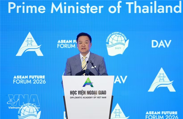 泰国总理阿努廷·参威拉军结束对越南的正式访问并出席2026年东盟未来论坛之行