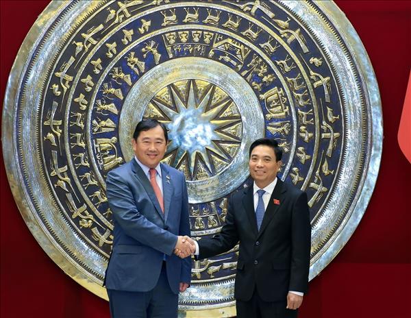 Vietnam, Cambodia seek deeper parliamentary cooperation