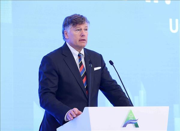 ASEAN Future Forum discusses partnerships, energy security, new development models