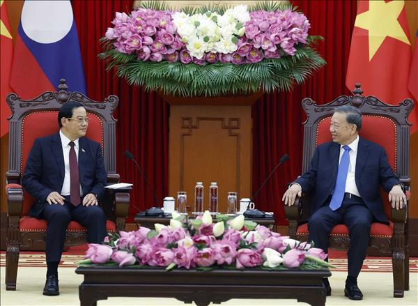 Peoples interests must be ultimate measure of Vietnam–Laos cooperation: Top leader