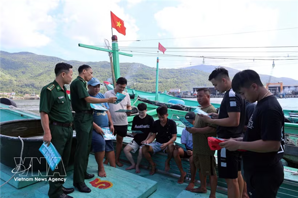 Asociaciones pesqueras vietnamitas suman esfuerzos para retirar tarjeta amarilla