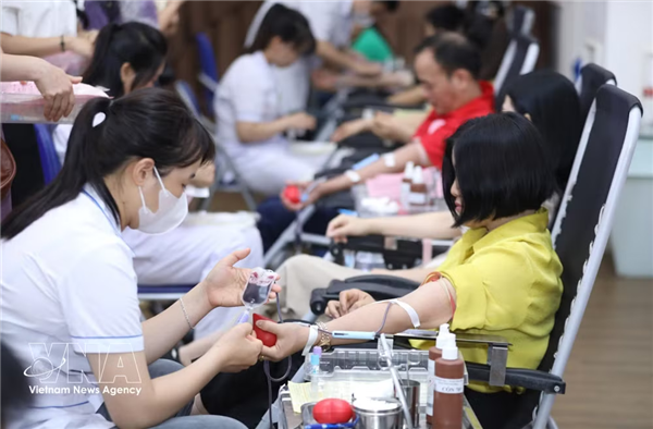 Vietnam promueve donación voluntaria de sangre a gran escala