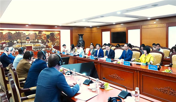 Vietnam y la UE impulsan gobernanza económica y reforma financiera pública