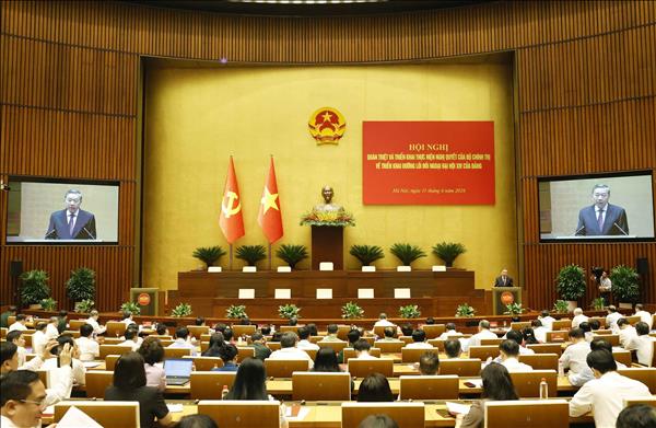 Top leader highlights strategic role of foreign affairs in new development era