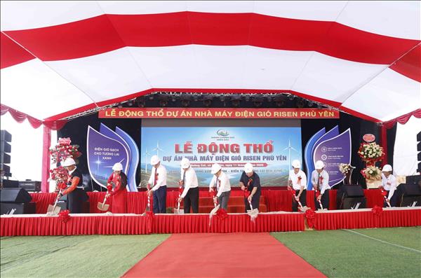 Sơn La động thổ Nhà máy điện gió gần 3.000 tỷ đồng