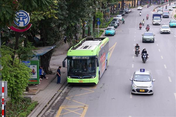 Hanoi advances green transport through integrated solutions