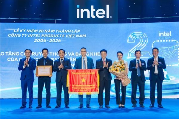 インテル・ベトナム工場、操業20周年