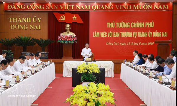 Premier insta a Dong Nai a convertirse en motor de crecimiento de Vietnam