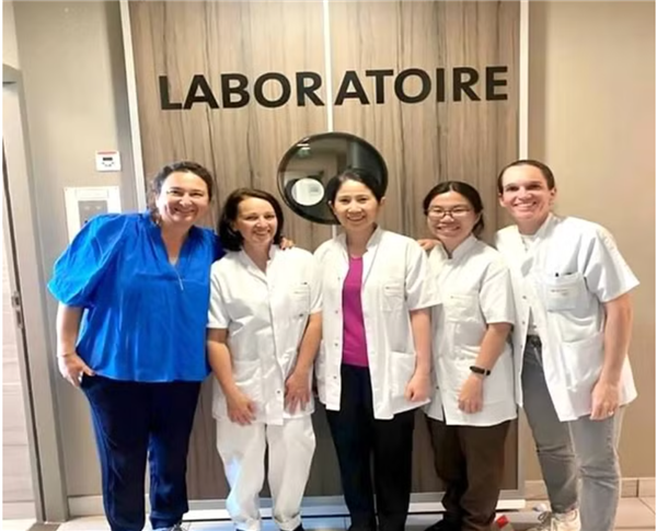 Le Vietnam transfère une technique innovante de procréation assistée à la France