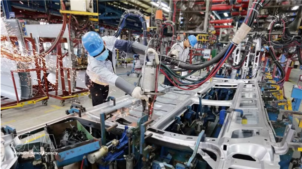 Le Vietnam vise à attirer davantage dinvestissements des pays développés
