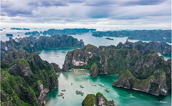 Le Parisien vante les charmes du Vietnam