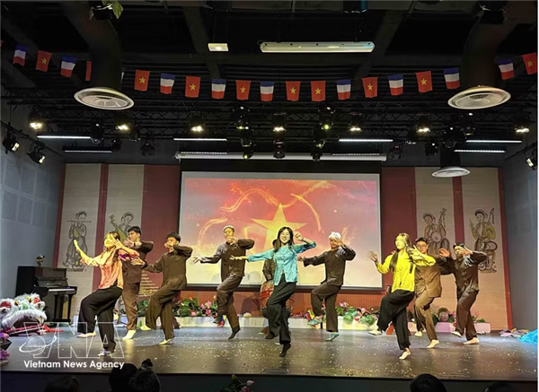 Troisième édition du festival culturel  Bonjour Vietnam  à Paris
