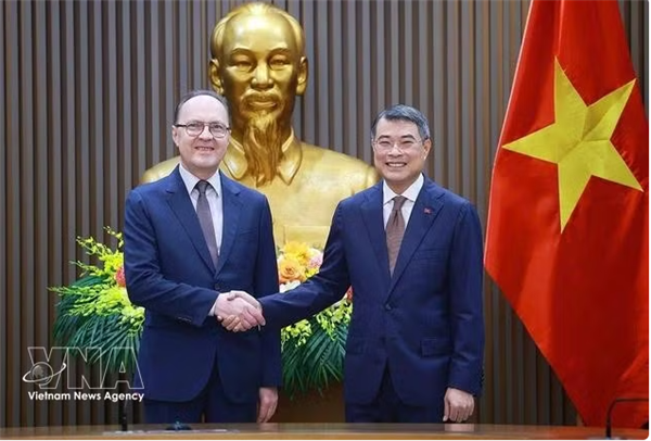 Le Vietnam,  passerelle  stratégique pour le renforcement des relations ASEAN–Russie