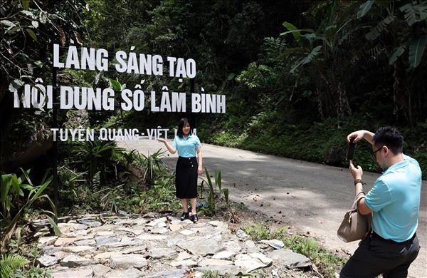 Chú trọng giữ gìn giá trị lịch sử, văn hóa và sự gắn kết cộng đồng dân cư