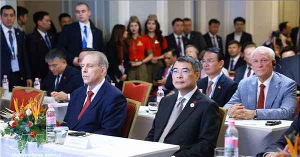 Un nouvel élan pour le commerce et linvestissement entre le Vietnam et la Russie
