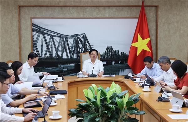 Phó Thủ tướng Hồ Quốc Dũng: Đẩy nhanh tiến độ hoàn thiện thể chế về khoa học, công nghệ và chuyển đổi số