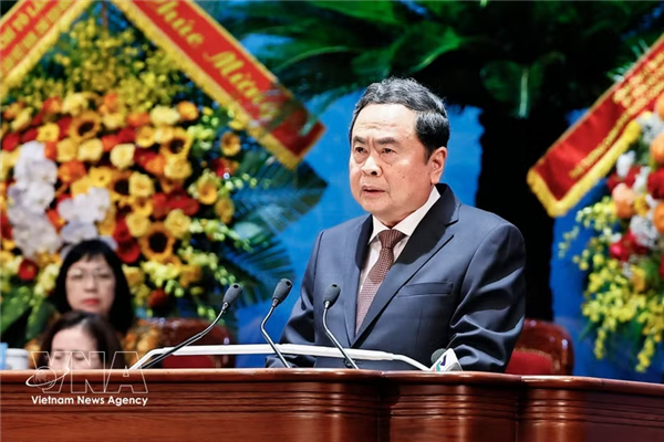越南国会主席陈青敏：妇女必须真正成为国家发展事业的重要创造主体