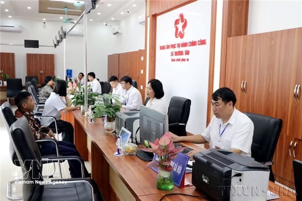 以人民满意度作为评估倾听民声月活动成效的重要标尺
