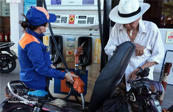 Le Vietnam généralise lusage du biocarburant E10 pour accélérer sa transition verte