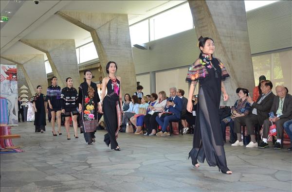 Lan tỏa giá trị văn hóa, di sản Việt Nam tại Paris