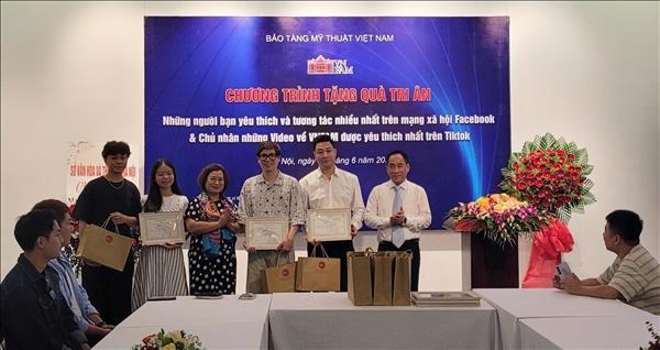 Lan tỏa tình yêu mỹ thuật trên các nền tảng số